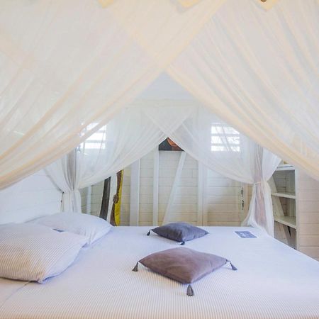 Bed and Breakfast Carre Royal Deshaies Exterior foto