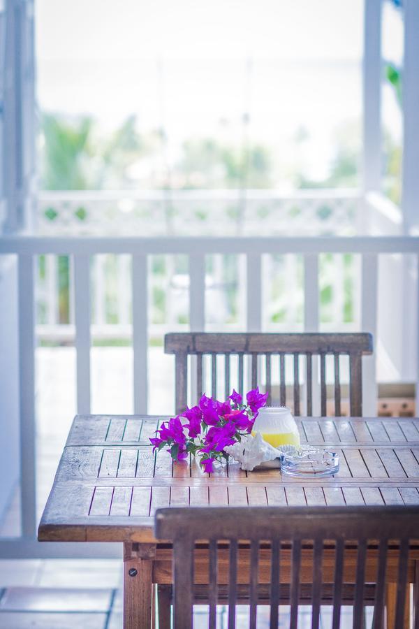 Bed and Breakfast Carre Royal Deshaies Exterior foto