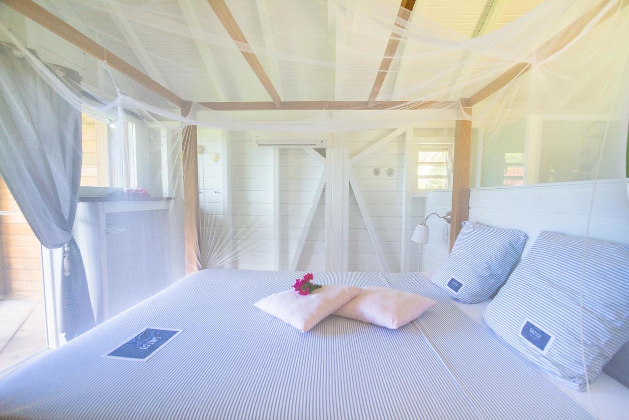 Bed and Breakfast Carre Royal Deshaies Exterior foto