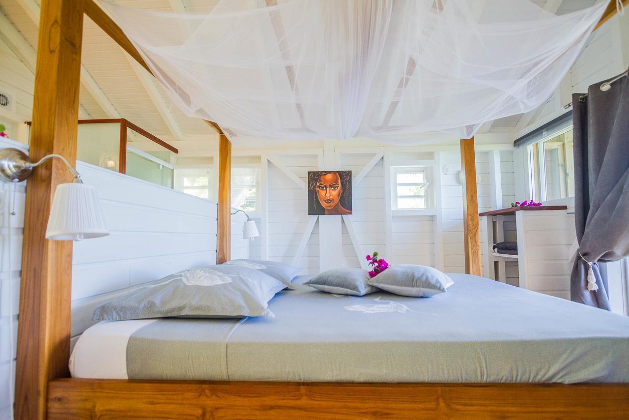 Bed and Breakfast Carre Royal Deshaies Exterior foto