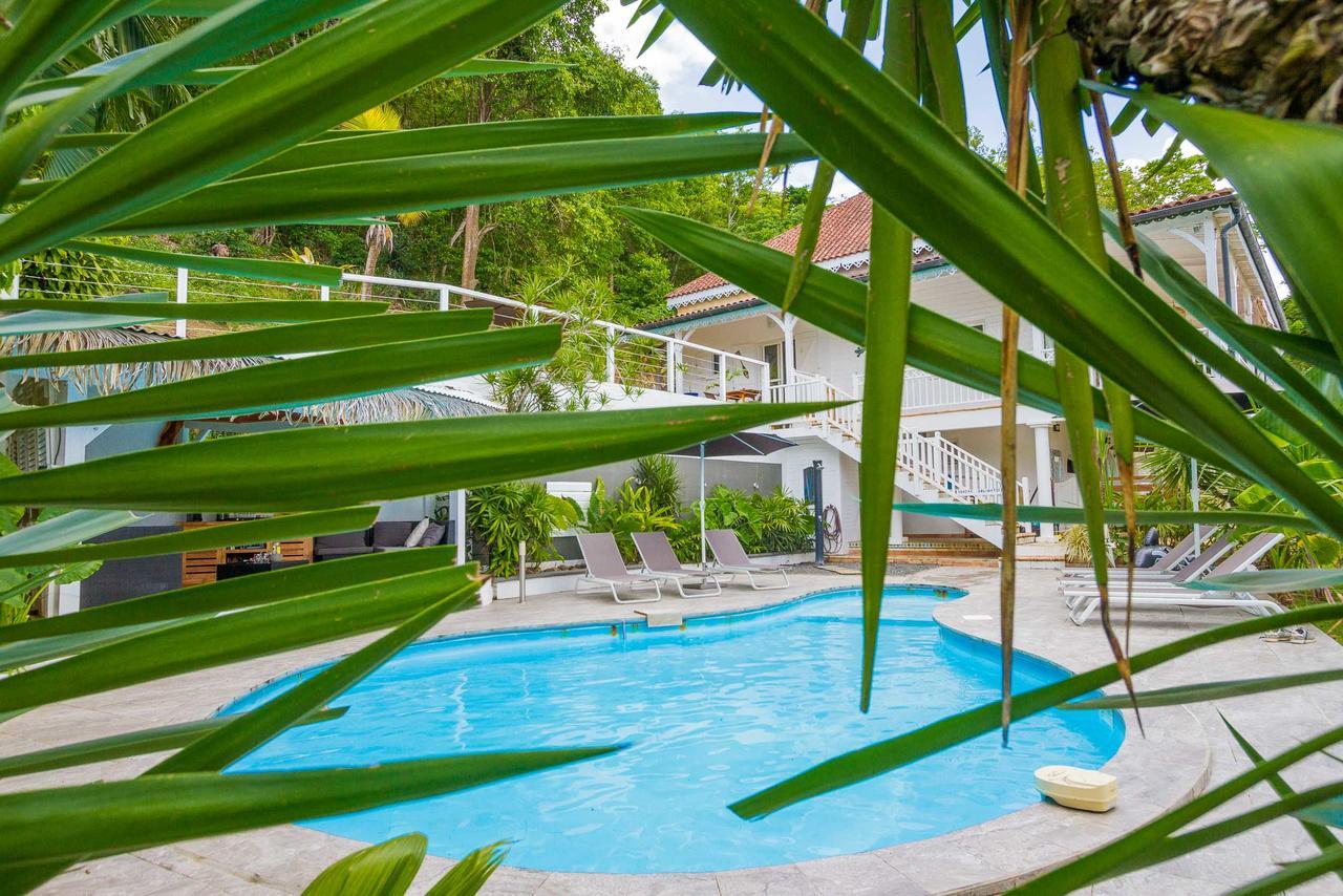 Bed and Breakfast Carre Royal Deshaies Exterior foto